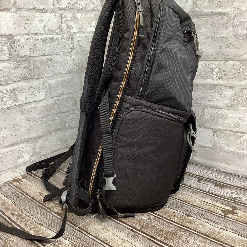 Lowepro Fastpack BP 250 AW II Camera Backpack Gray Black Photography Bag Travel